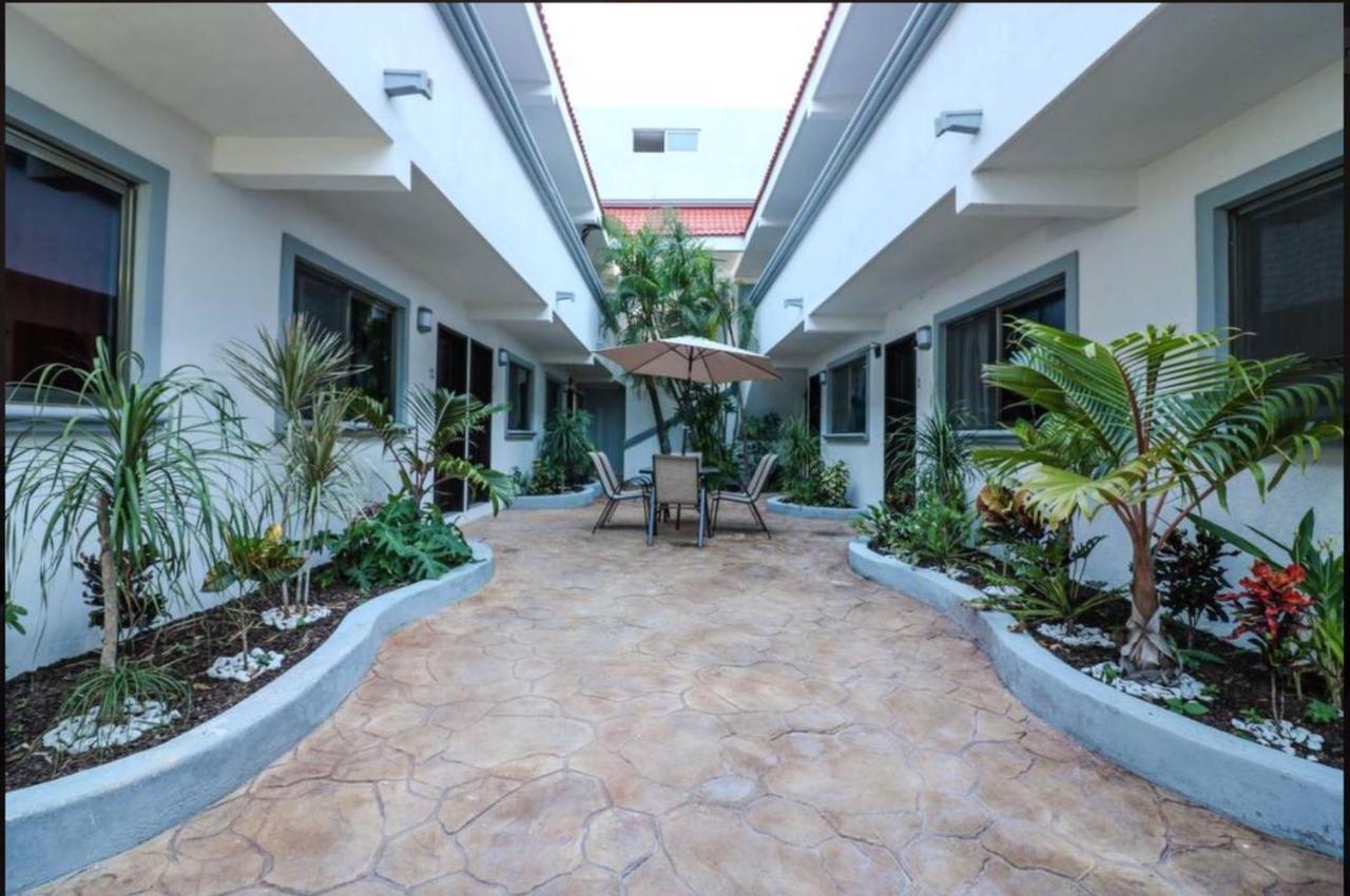 MAYAN CARIBE apart-hotel Playa del Carmen Buitenkant foto